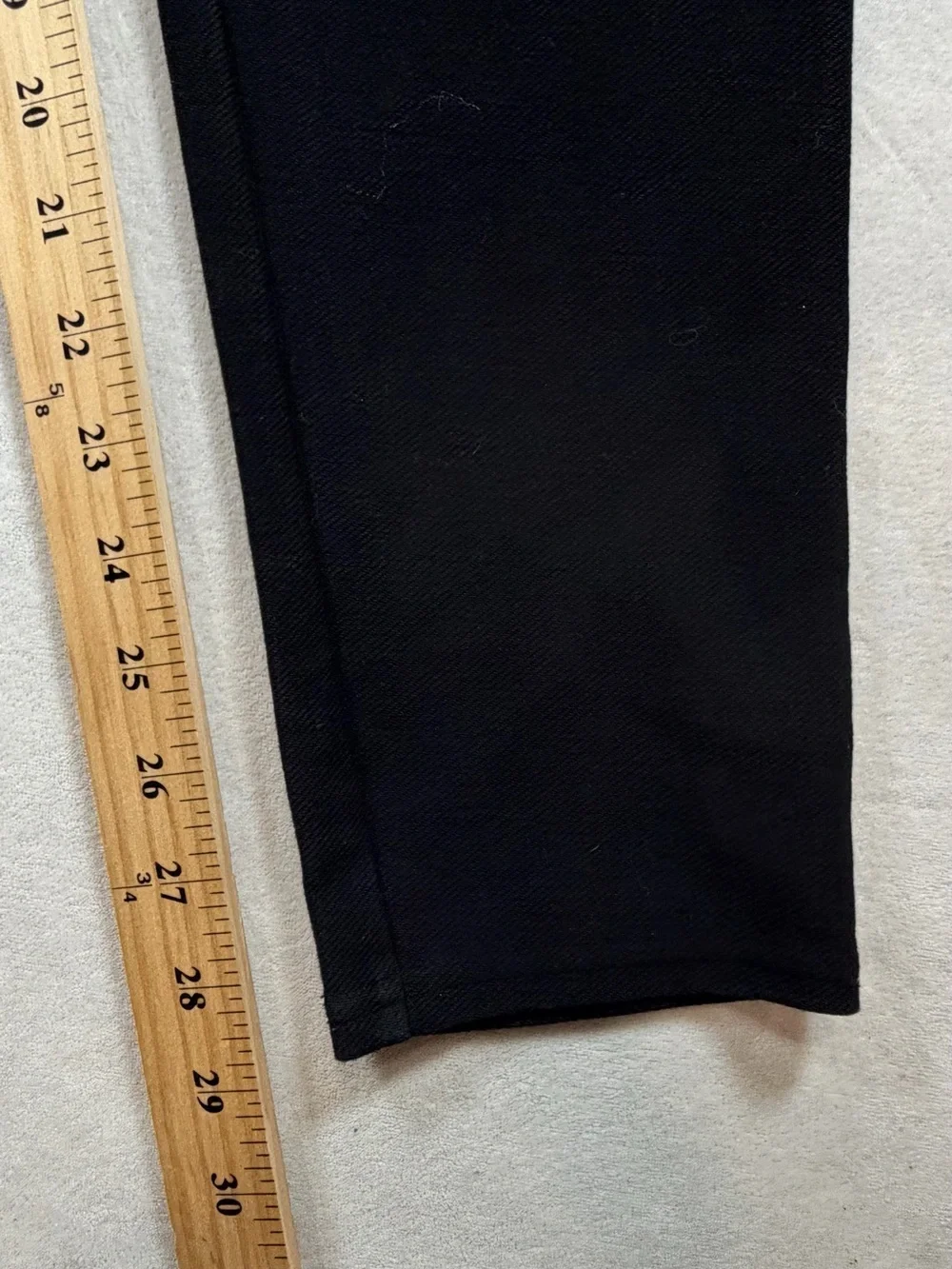 Michael Kors Size M Black Pull-On Slim Strerch Pants with Gold Logo Tag